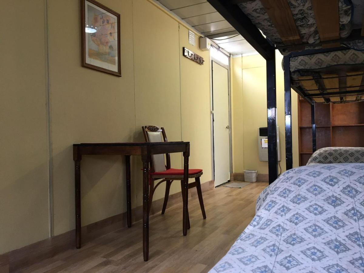 Hostel Lo De Momo Alojamiento Turistico Ushuaia Exteriér fotografie