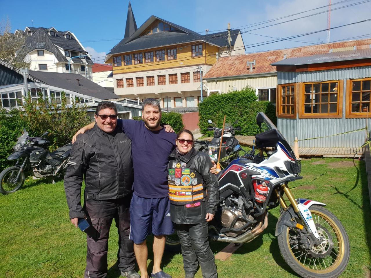 Hostel Lo De Momo Alojamiento Turistico Ushuaia Exteriér fotografie