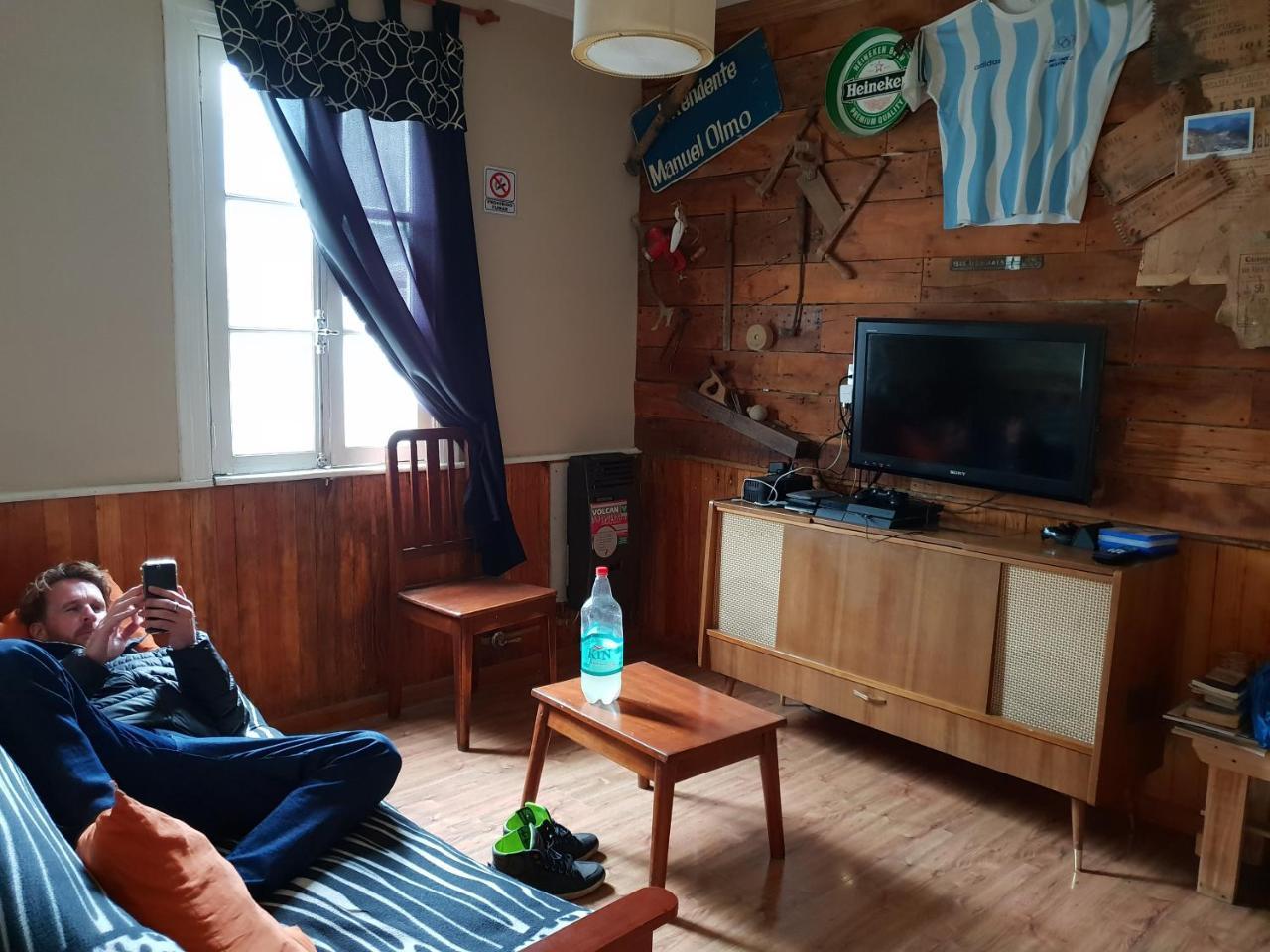 Hostel Lo De Momo Alojamiento Turistico Ushuaia Exteriér fotografie
